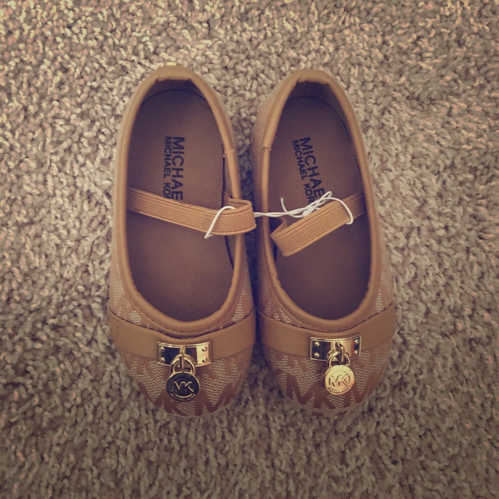 Baby shoes